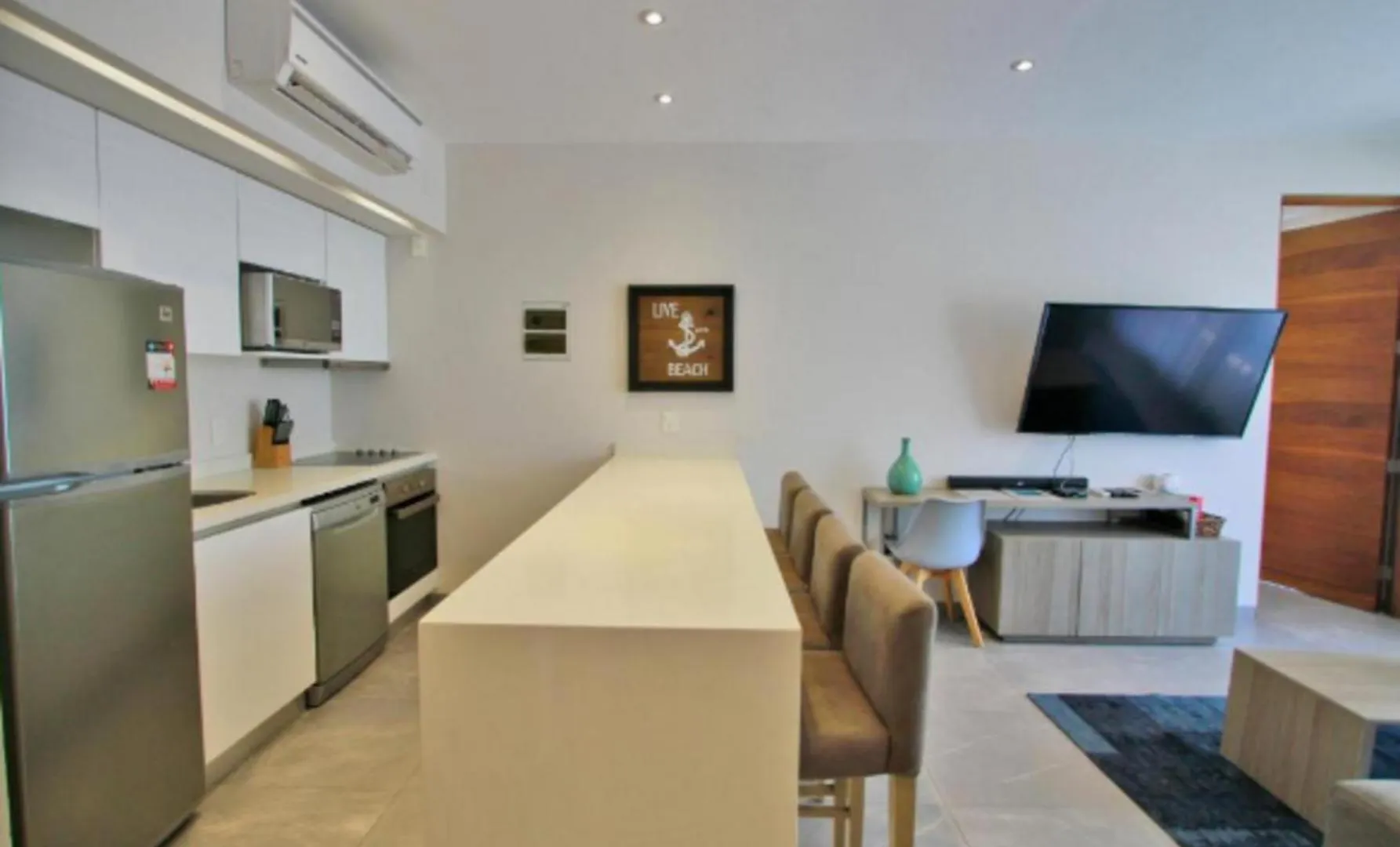 דירה פלאייה דל כרמן Gallery Condos